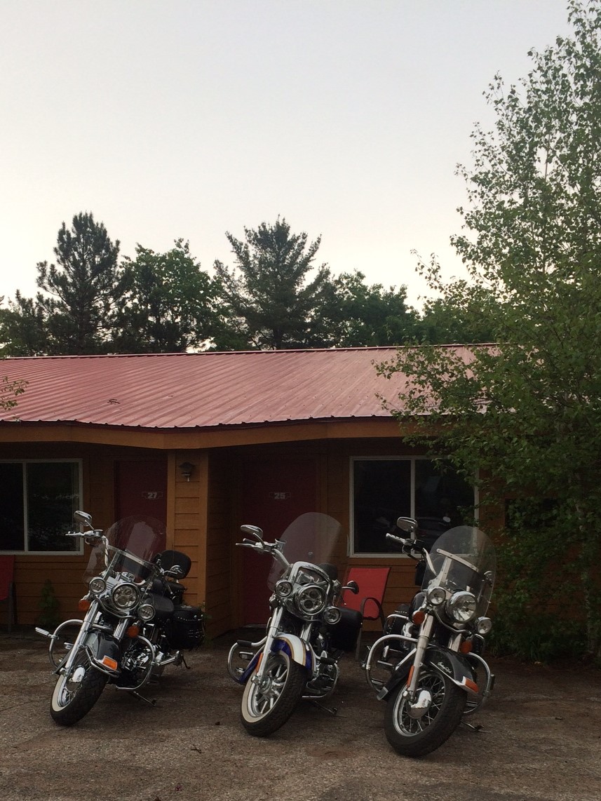 Motorcyclists at Hiawatha